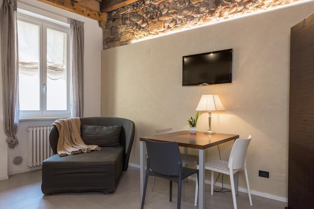 Il Vicolo Aparthotel Verona Bagian luar foto