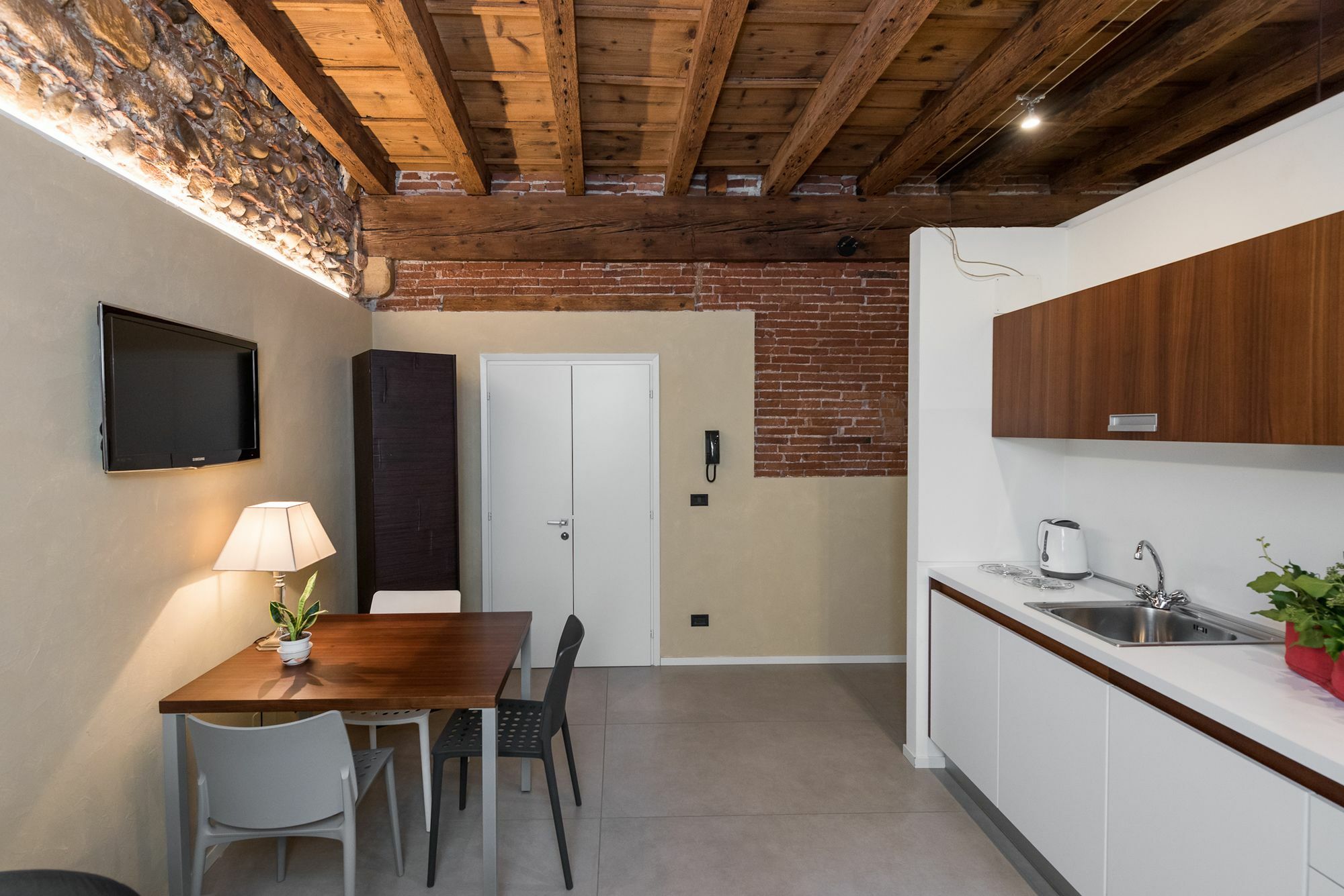Il Vicolo Aparthotel Verona Bagian luar foto
